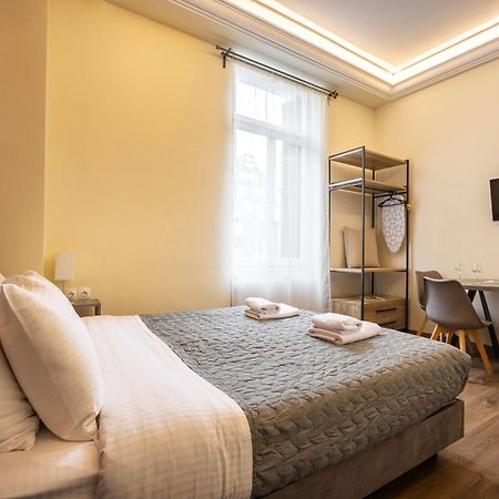 Karma Athens Aparthotel Екстериор снимка