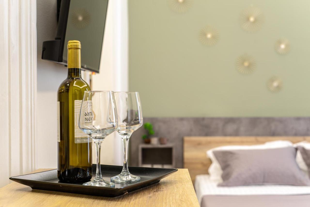 Karma Athens Aparthotel Екстериор снимка