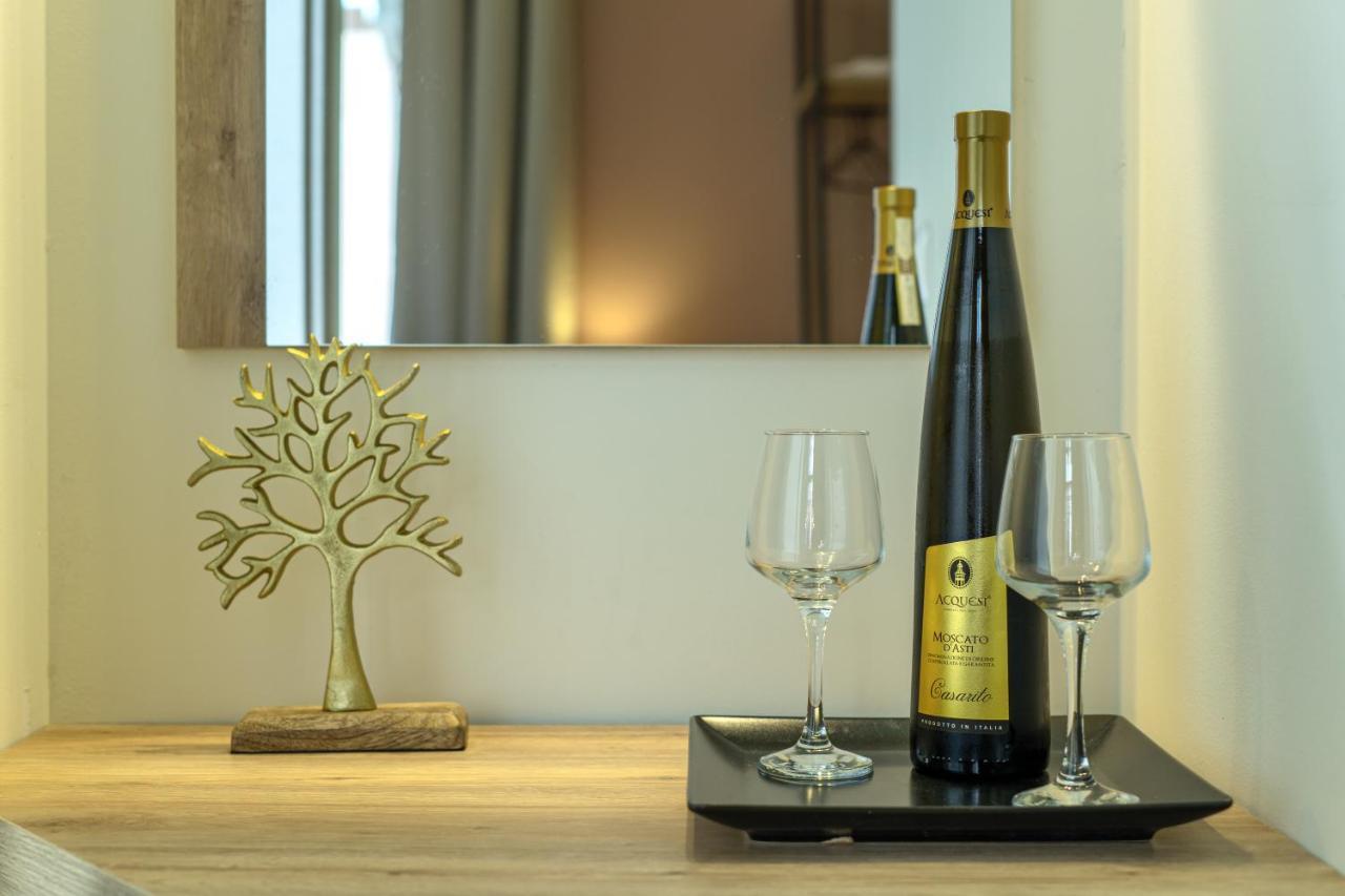 Karma Athens Aparthotel Екстериор снимка