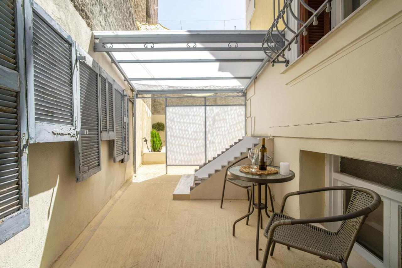 Karma Athens Aparthotel Екстериор снимка